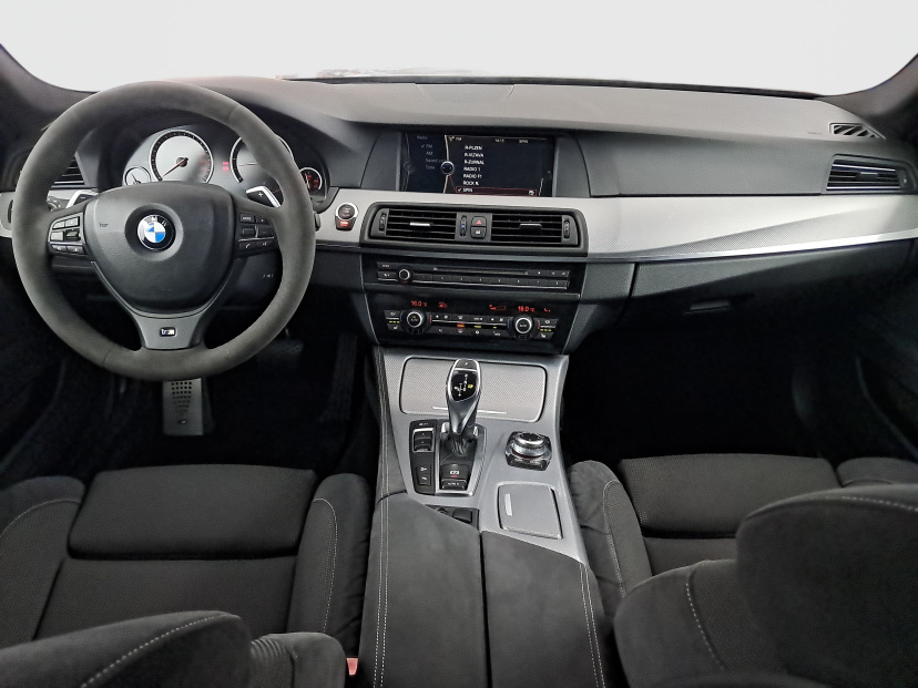 BMW 5, 2011