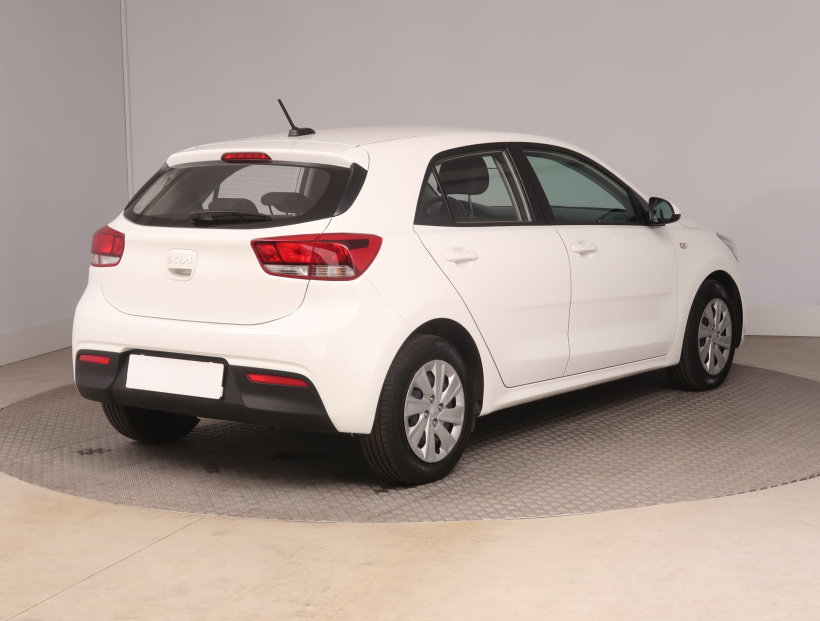 Kia Rio, 2021