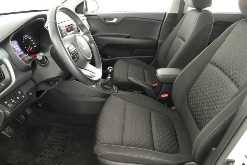 Kia Rio, 2022