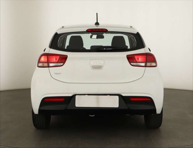 Kia Rio, 2022
