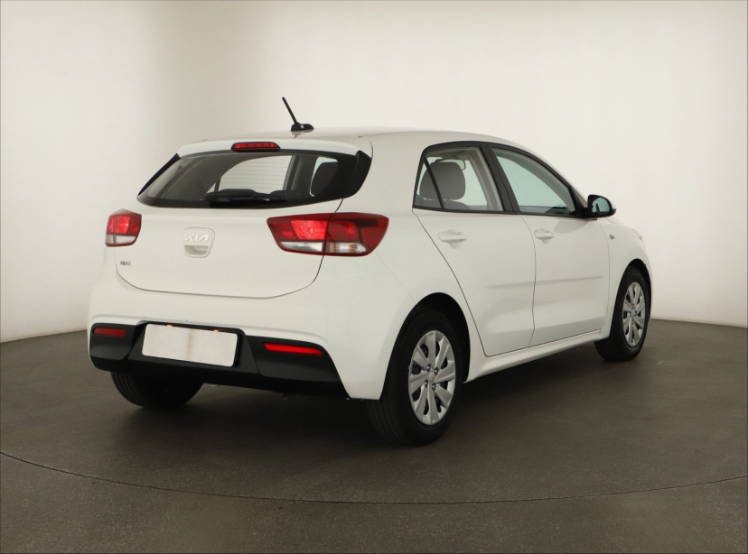 Kia Rio, 2022