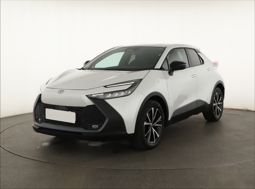 Toyota C-HR, 2025