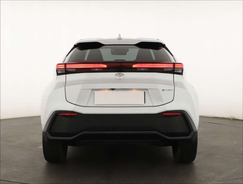 Toyota C-HR, 2025