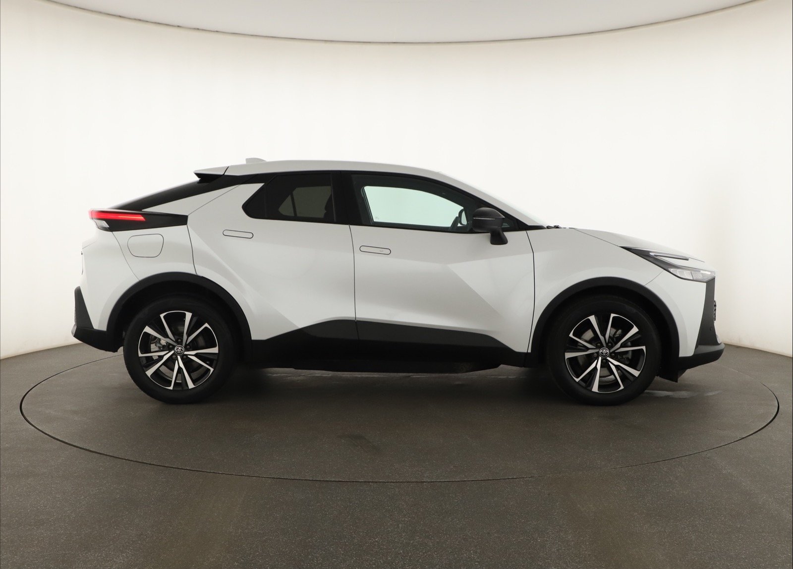 Toyota C-HR - 2025