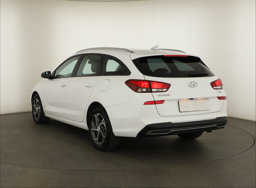 Hyundai i30, 2023