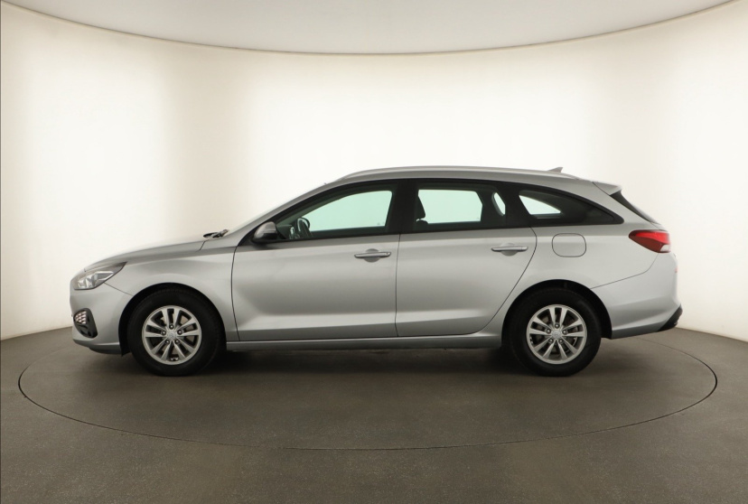 Hyundai i30, 2023