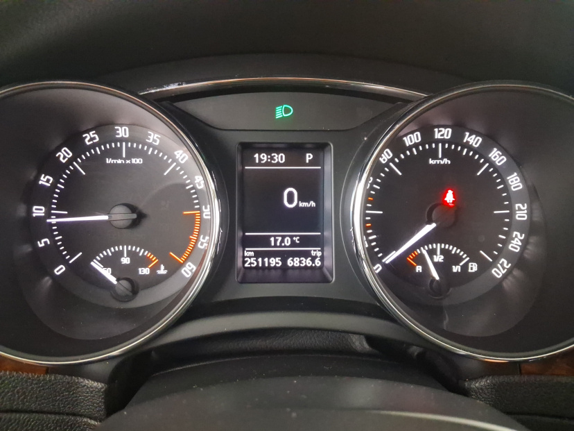 Škoda Superb, 2013