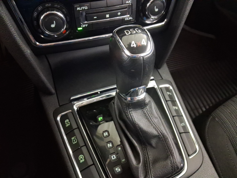 Škoda Superb, 2013
