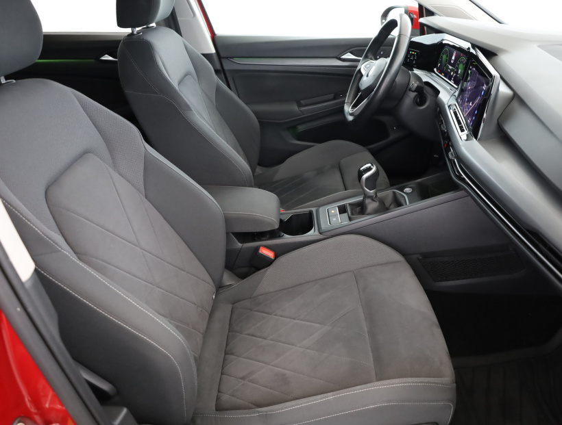 Volkswagen Golf, 2021