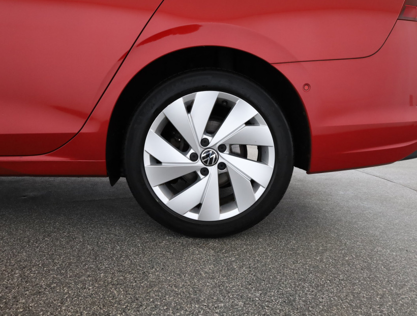 Volkswagen Golf, 2021