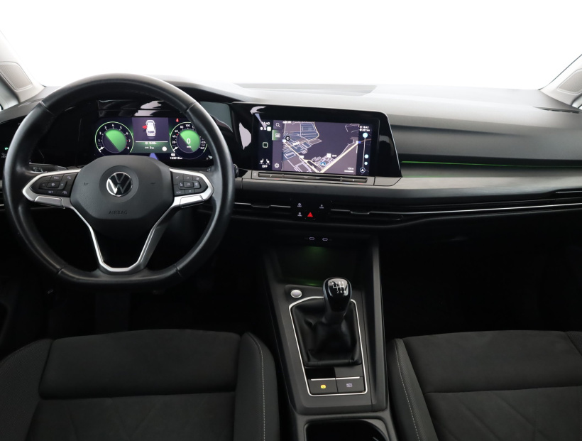 Volkswagen Golf, 2021