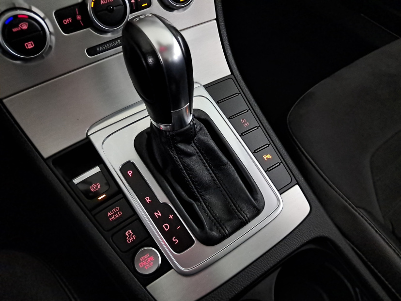 Volkswagen Passat, 2013
