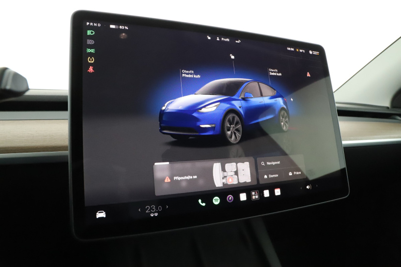 Tesla Model Y, 2024