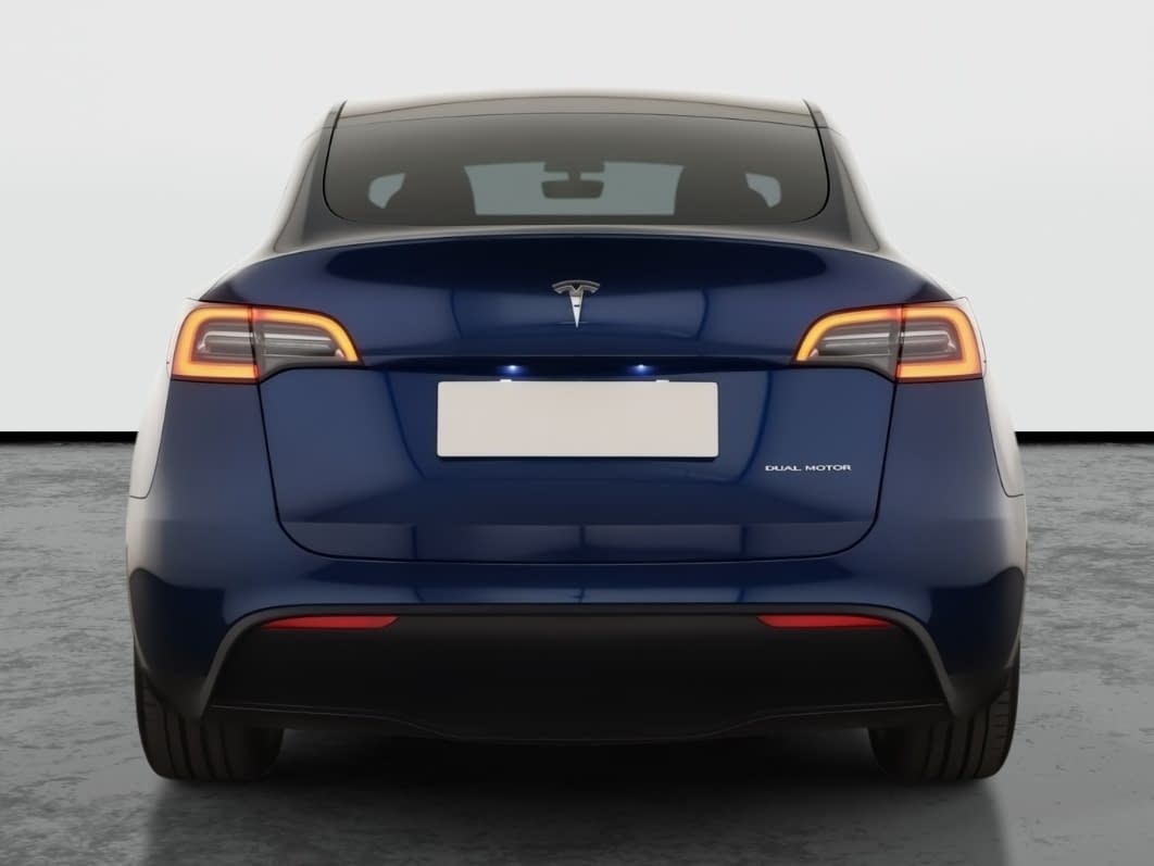 Tesla Model Y - 2024
