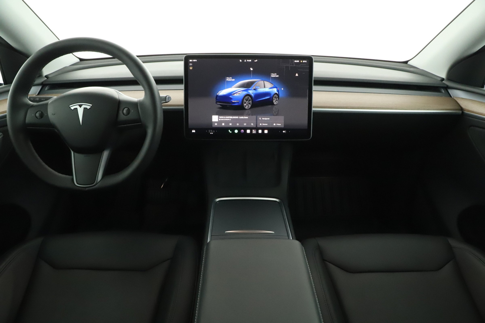 Tesla Model Y Long Range AWD – fotografie 9