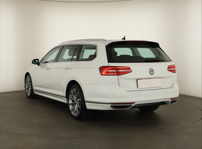 Volkswagen Passat, 2018