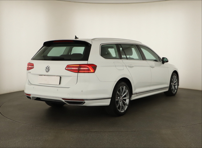Volkswagen Passat, 2018