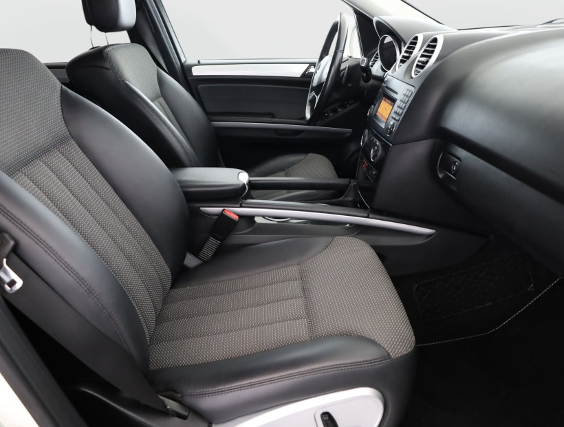 Mercedes-Benz ML, 2010