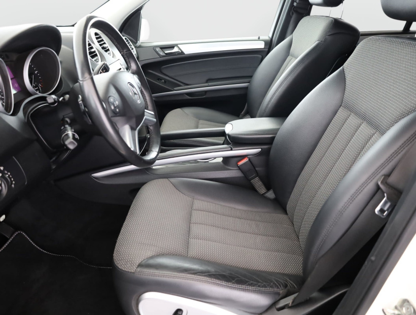 Mercedes-Benz ML, 2010