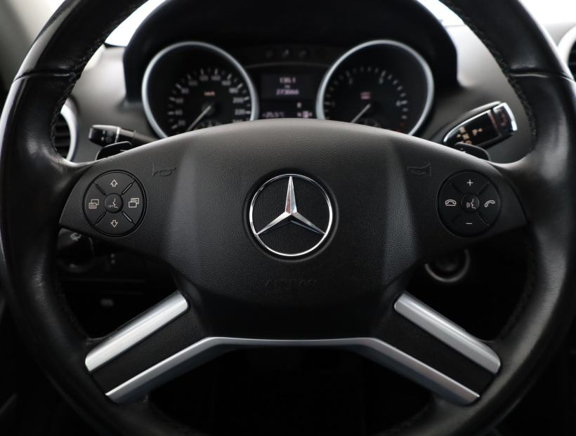 Mercedes-Benz ML, 2010