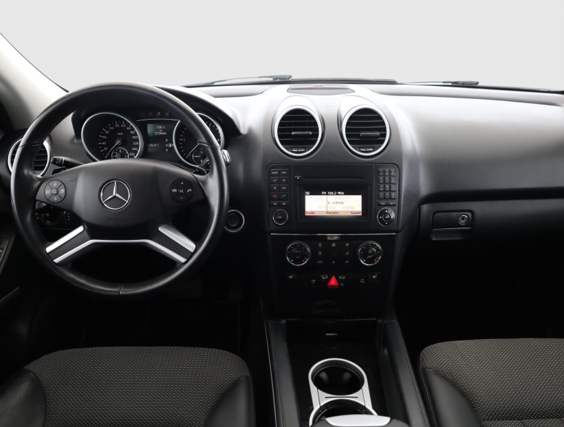 Mercedes-Benz ML, 2010