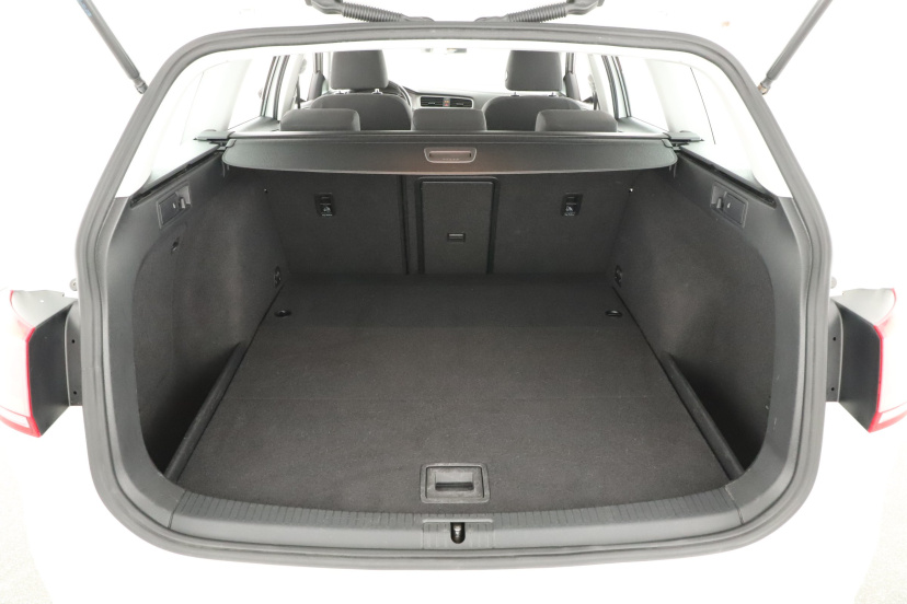 Volkswagen Golf, 2016