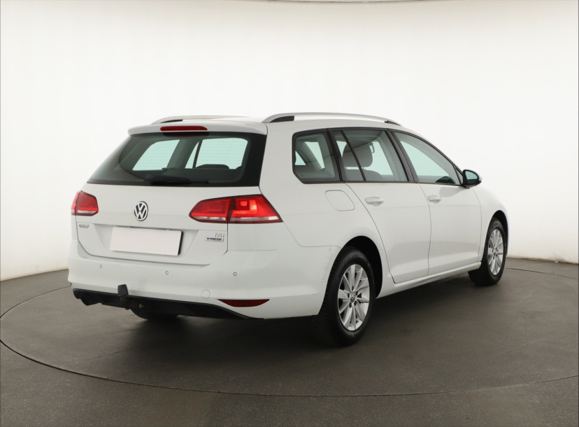 Volkswagen Golf, 2016