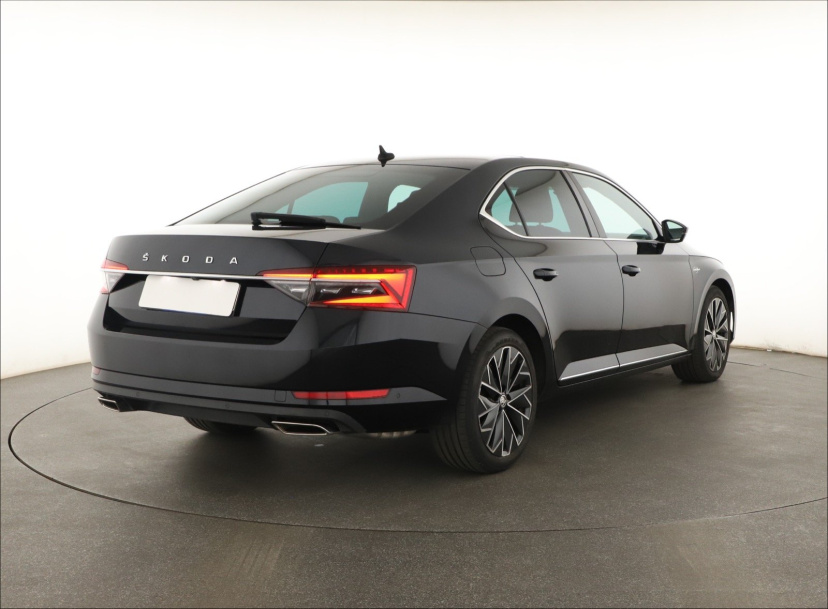 Škoda Superb, 2020