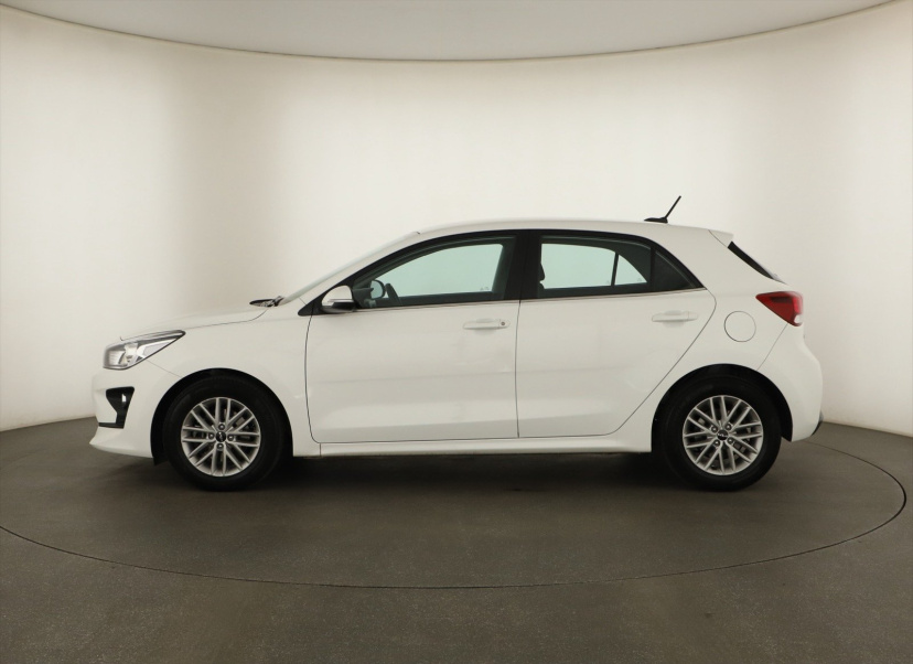 Kia Rio, 2022