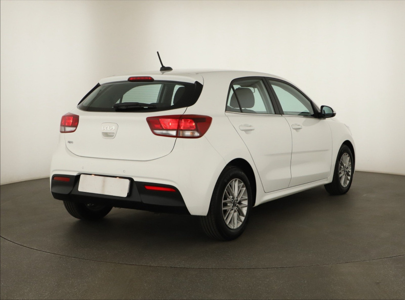 Kia Rio, 2022