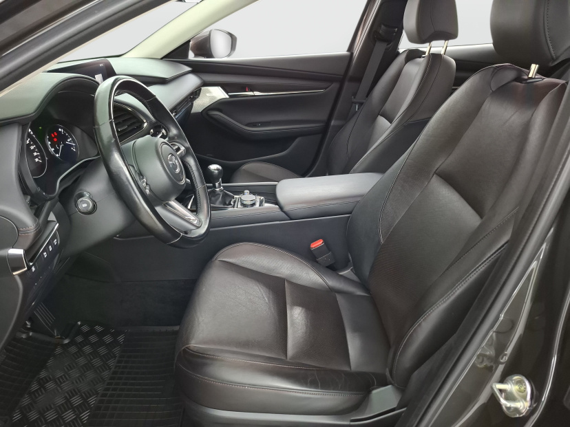 Mazda 3, 2022
