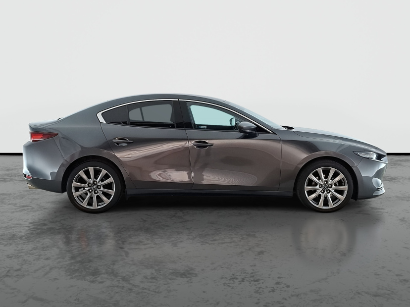 Mazda 3, 2022