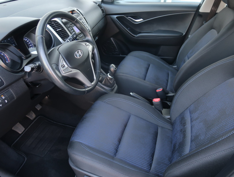 Hyundai ix20, 2015