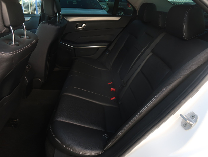 Mercedes-Benz E, 2016