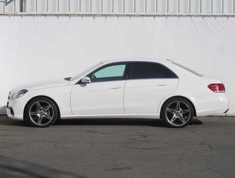 Mercedes-Benz E, 2016