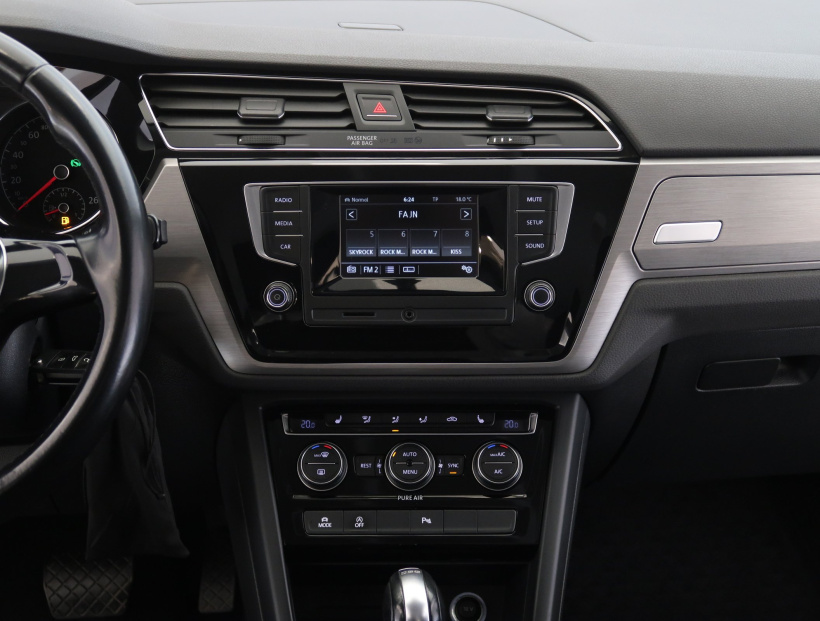 Volkswagen Touran, 2016