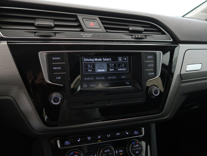 Volkswagen Touran, 2016