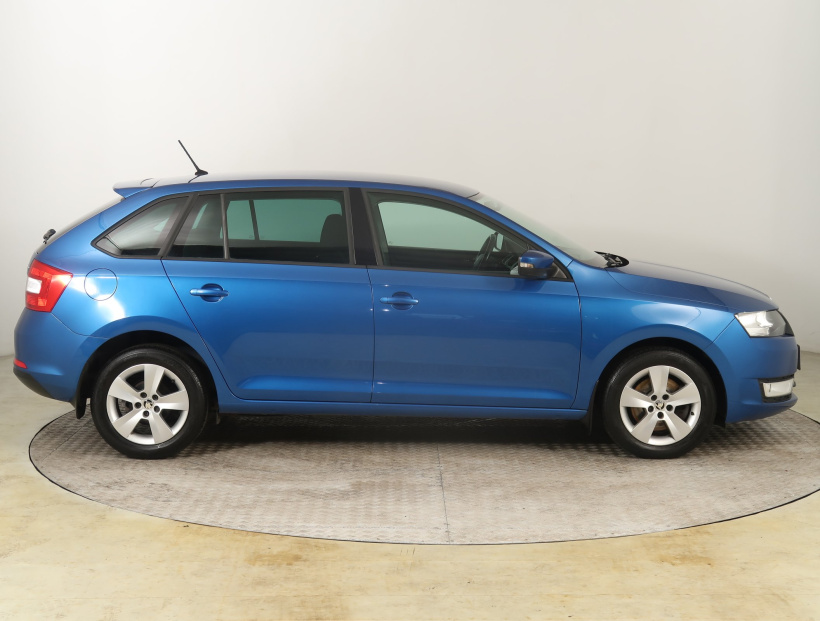 Škoda Rapid Spaceback, 2015