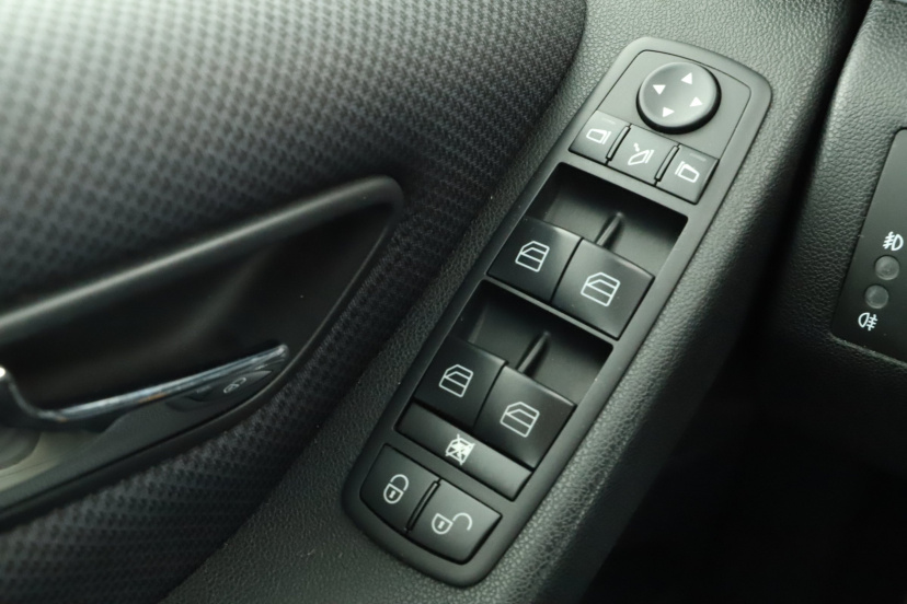 Mercedes-Benz B, 2009