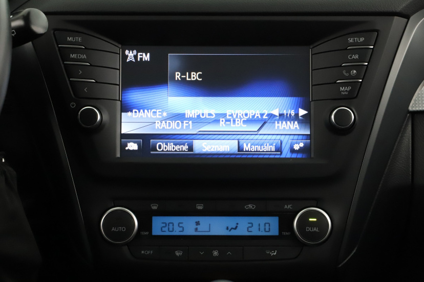 Toyota Avensis, 2015