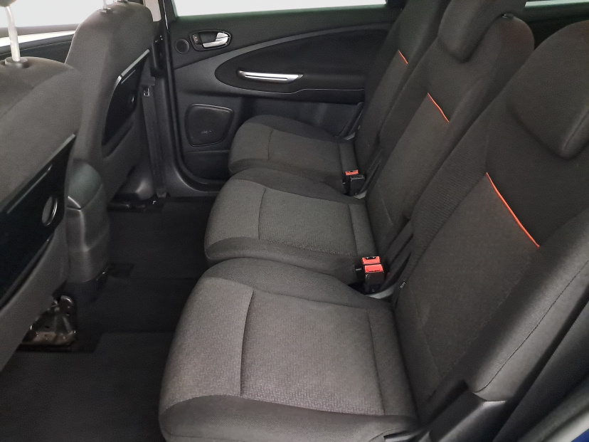 Ford Galaxy, 2010