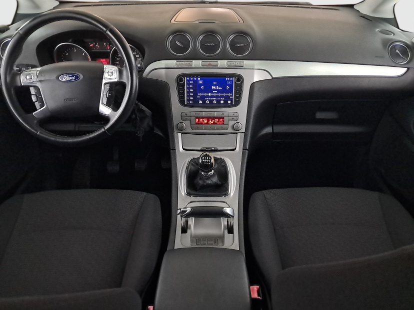 Ford Galaxy, 2010