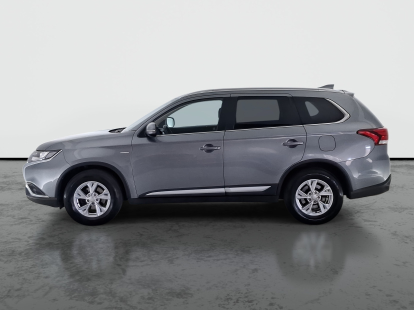 Mitsubishi Outlander, 2021