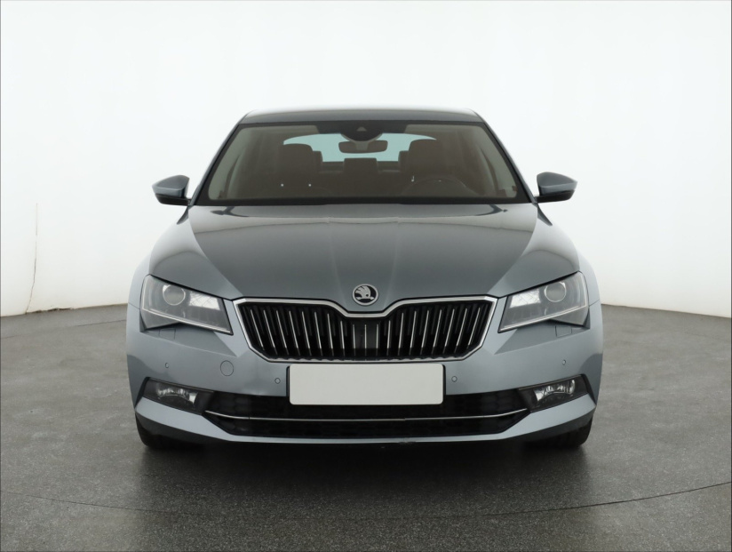Škoda Superb, 2017