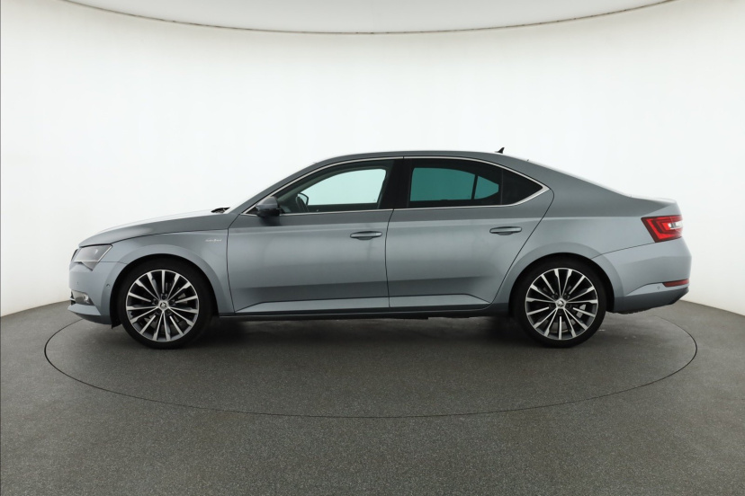 Škoda Superb, 2017