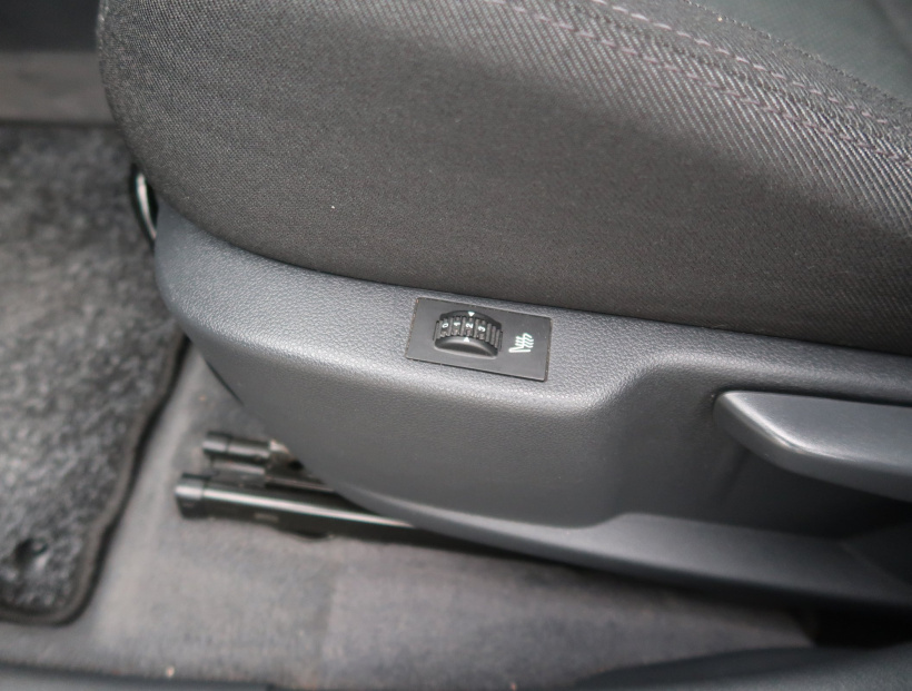 Peugeot 5008, 2011