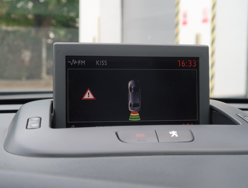 Peugeot 5008, 2011