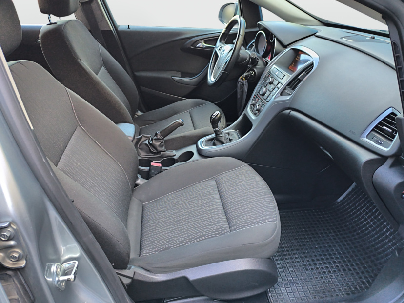 Opel Astra, 2015