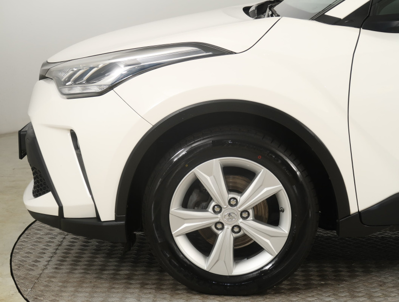 Toyota C-HR, 2021