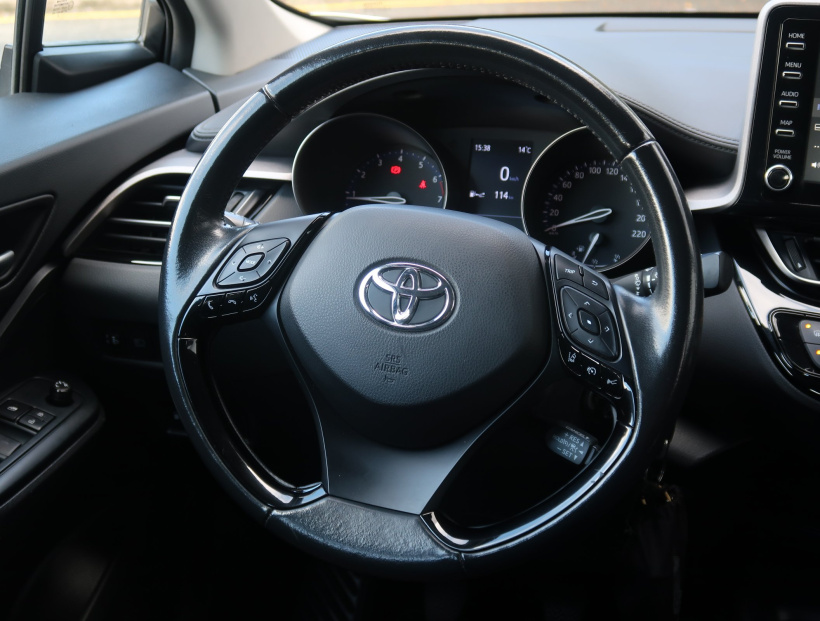 Toyota C-HR, 2021